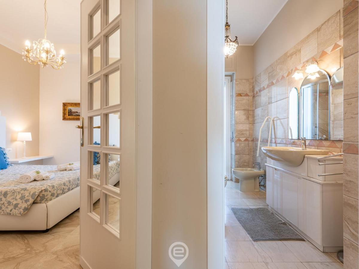Cityscape Vista Apartment Каляри Екстериор снимка