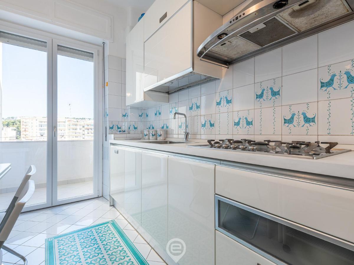 Cityscape Vista Apartment Каляри Екстериор снимка
